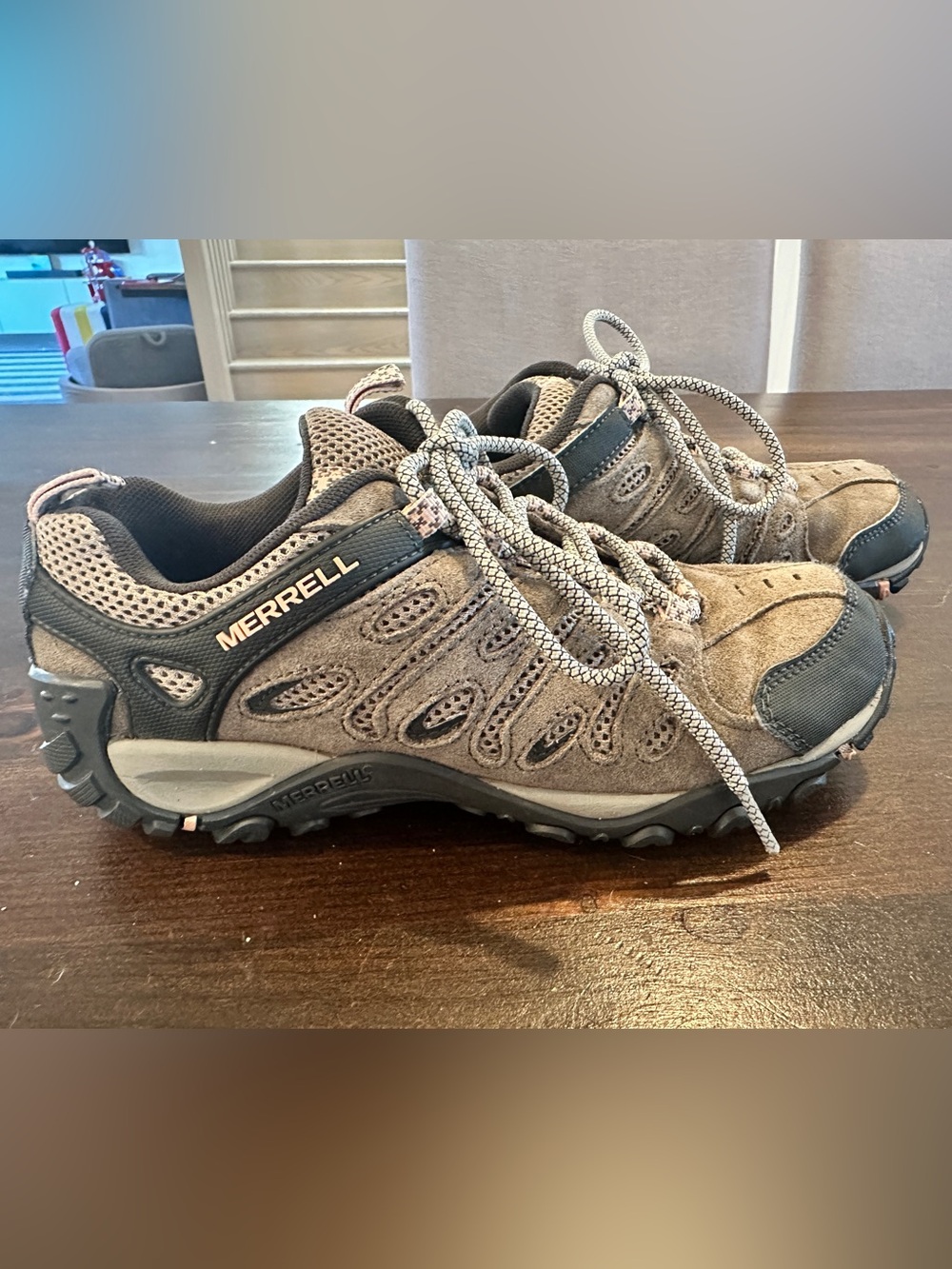 Merrell Crosslander 2 Boulder/ Peach Low Hiking Shoe Size 7 Women’s